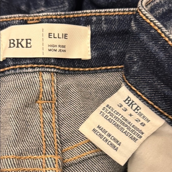 BKE Denim ELLIE High Rise Distressed Jeans - Picture 5 of 11